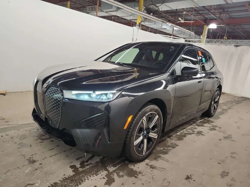 BMW iX XDRIVE40* ОБДУХВАНЕ* ДИСТРОНИК* 360* ВТОРИ ГУМИ