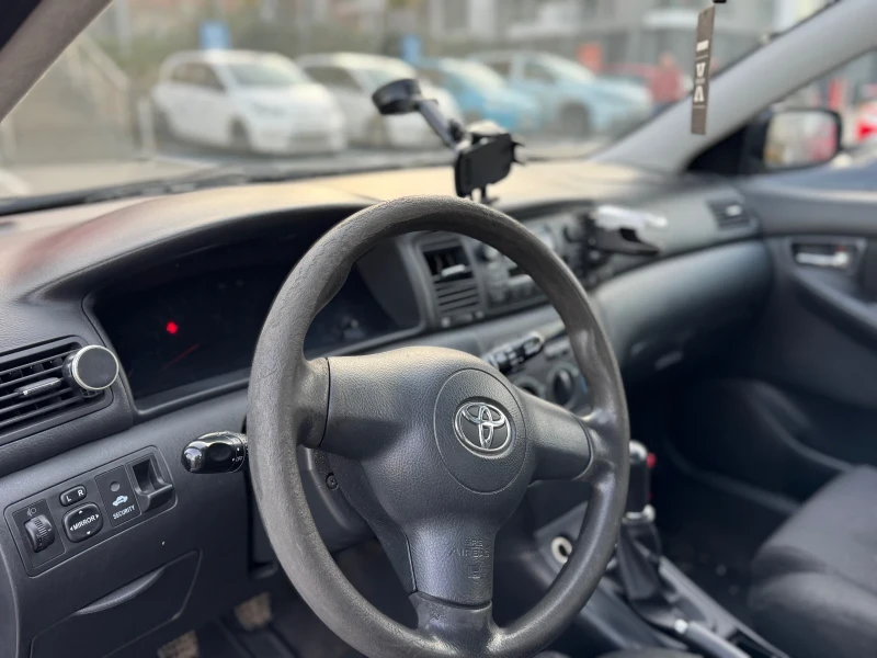 Toyota Corolla, снимка 8 - Автомобили и джипове - 53510533