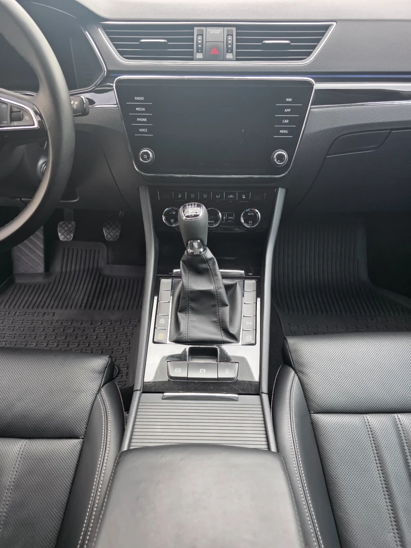 Skoda Superb Lauren&Klement, снимка 14 - Автомобили и джипове - 53598457