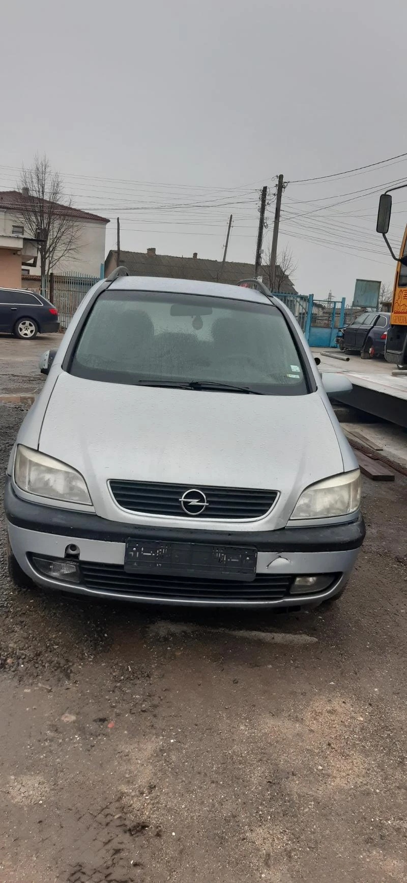 Opel Zafira 2.0, снимка 1 - Автомобили и джипове - 47494218