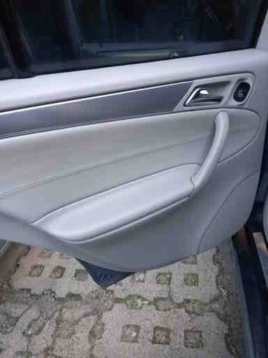 Mercedes-Benz C 220  - изображение 5