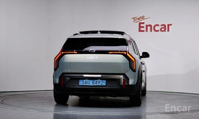 Kia EV3 Standard 2WD Earth | ОБДУХВАНЕ | ЗАДНА КАМЕРА | , снимка 4 - Автомобили и джипове - 54002322