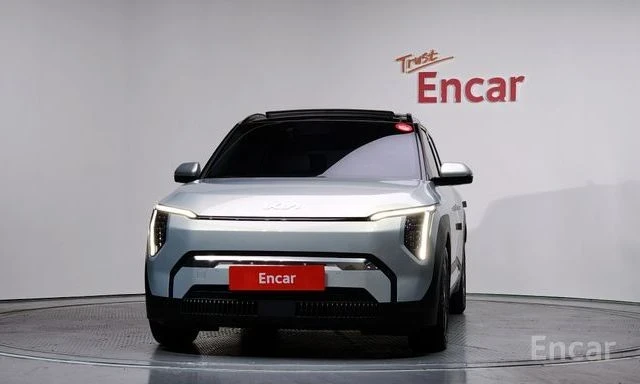 Kia EV3 Standard 2WD Earth | ОБДУХВАНЕ | ЗАДНА КАМЕРА | , снимка 3 - Автомобили и джипове - 54002322