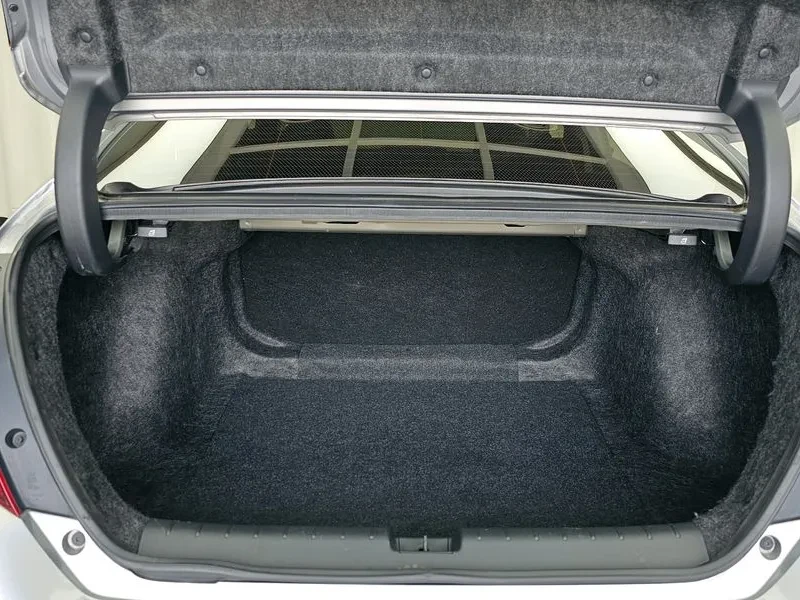 Honda Civic 2.0 Бензин, снимка 13 - Автомобили и джипове - 55486710