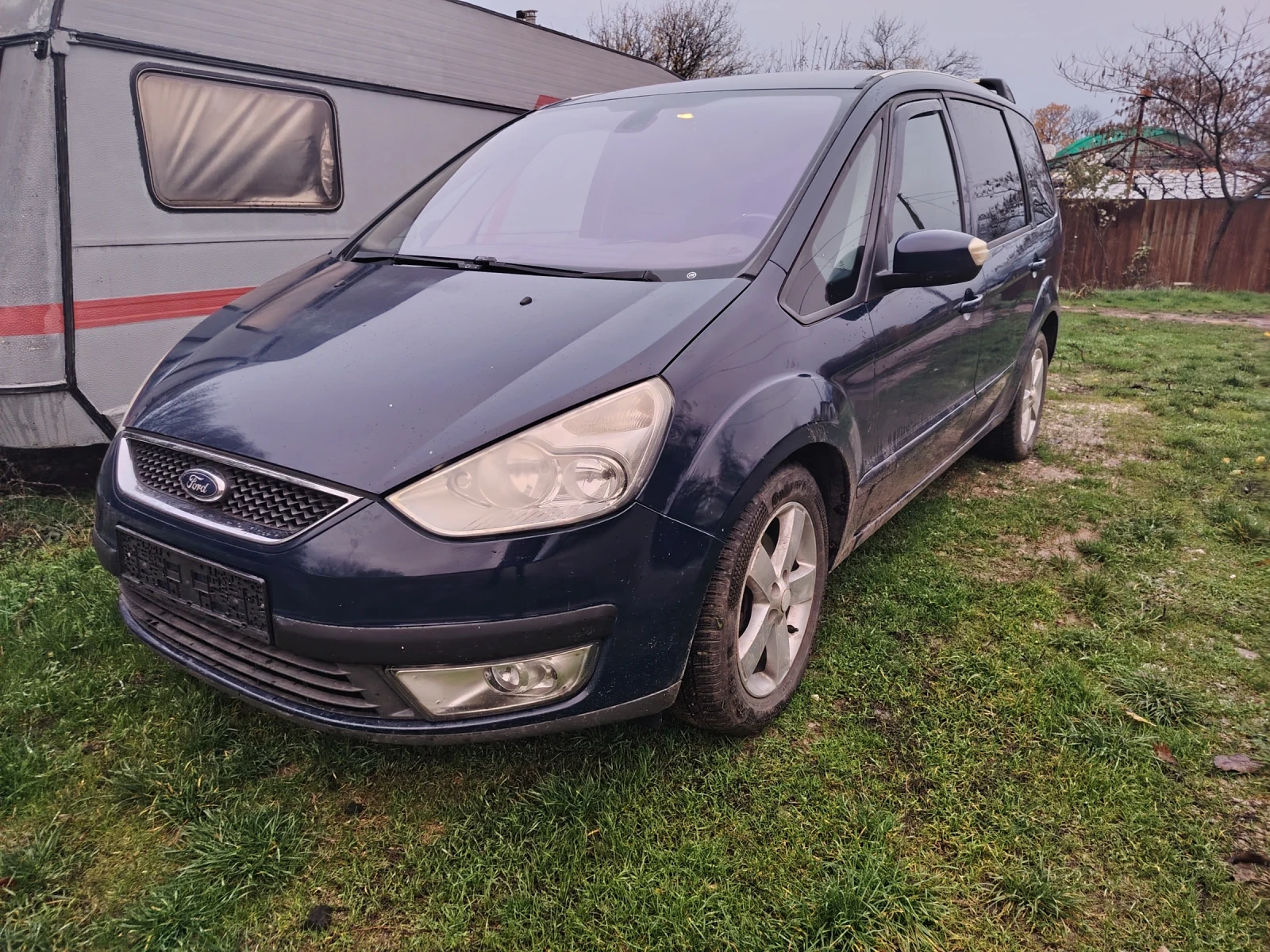 Ford Galaxy 2.0 140 automat TREND 6+ 1, снимка 1