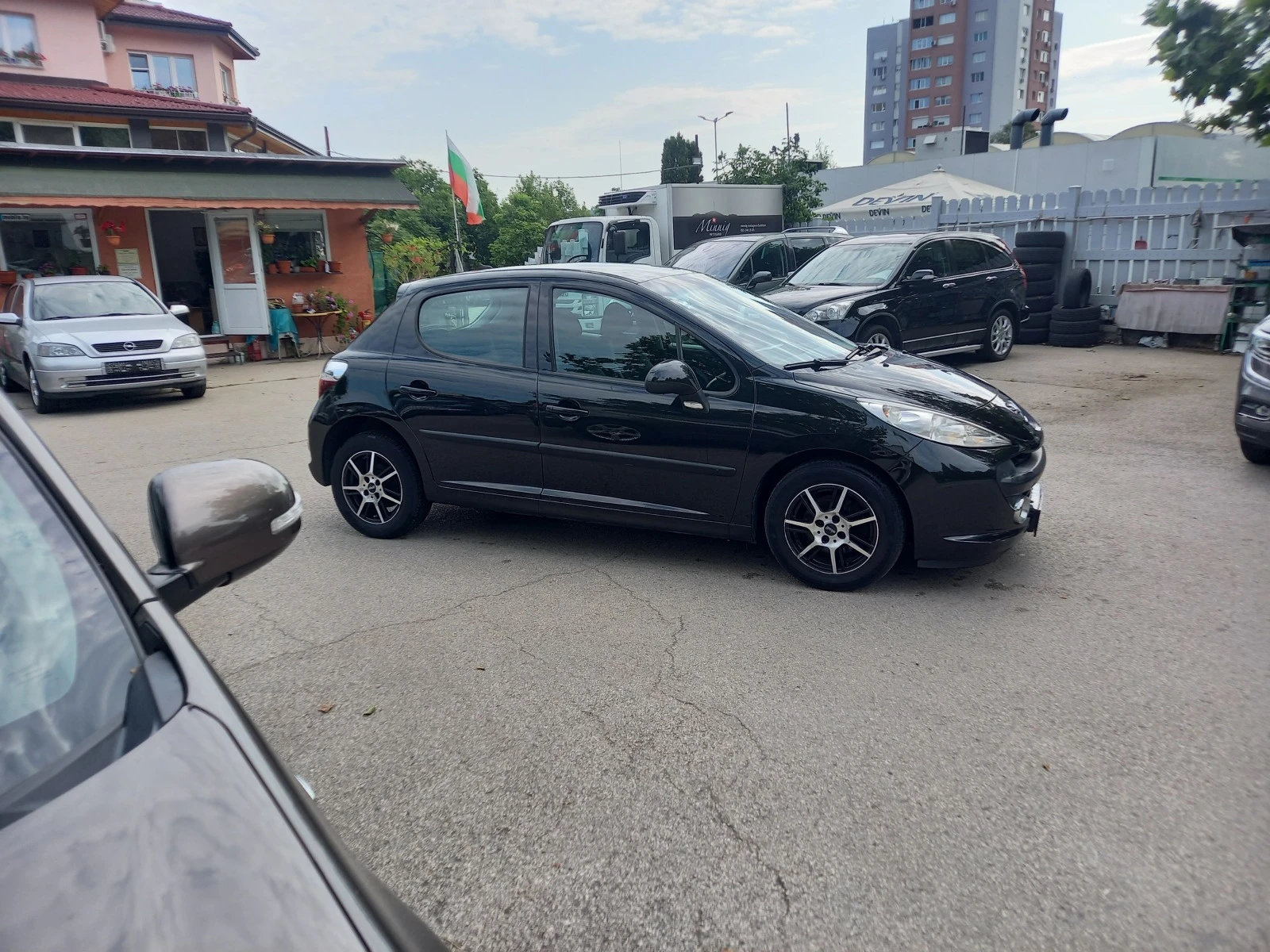 Peugeot 207 1.4 BARTER 95 - изображение 4