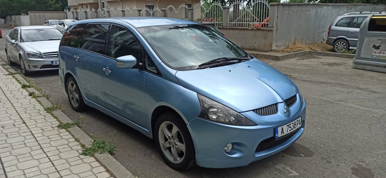 Mitsubishi Grandis  - изображение 2