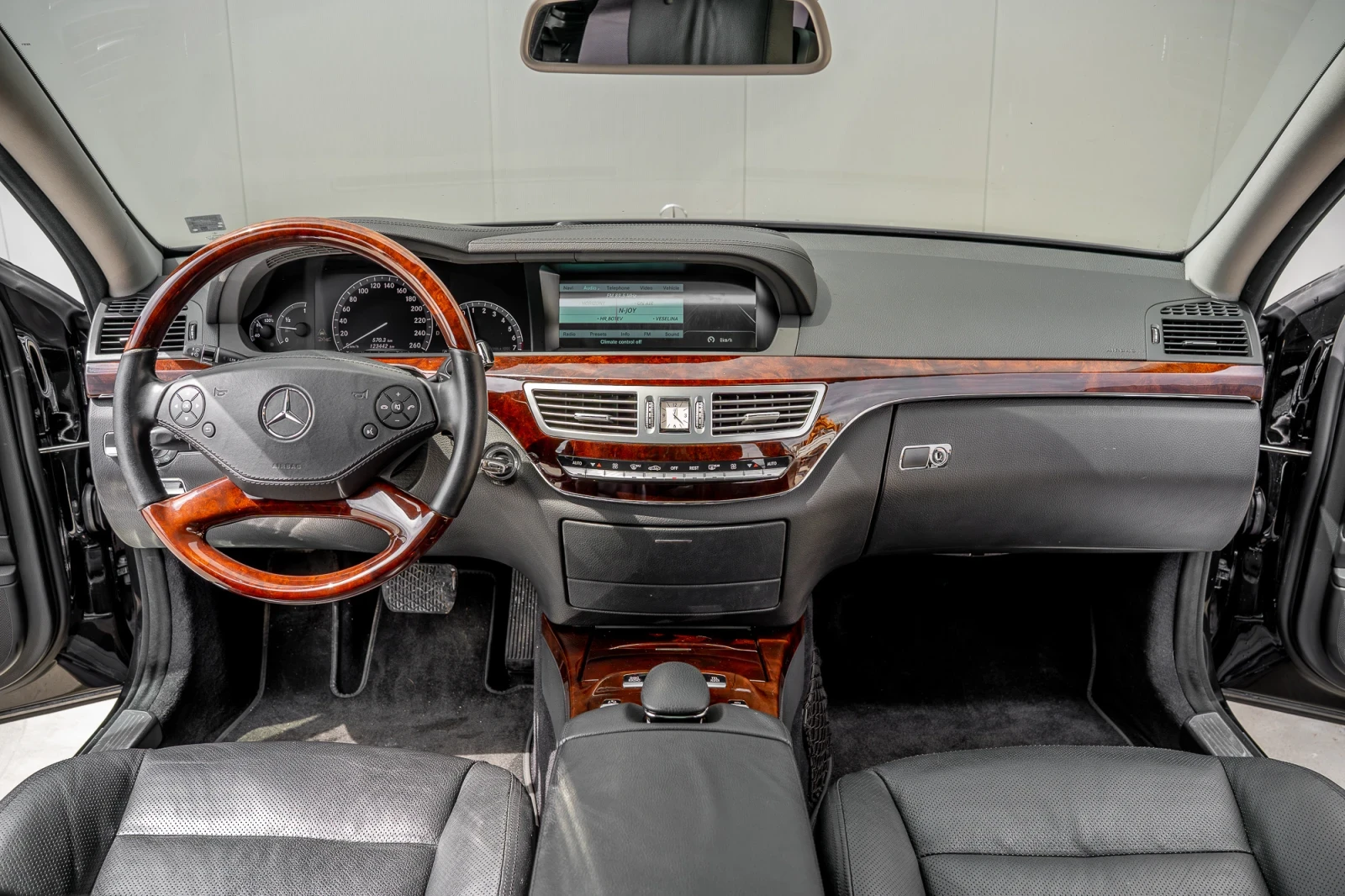 Mercedes-Benz S 500 S500// S6.3AMG// LONG// 3xTV// 388// PANO// HARMAN - изображение 9