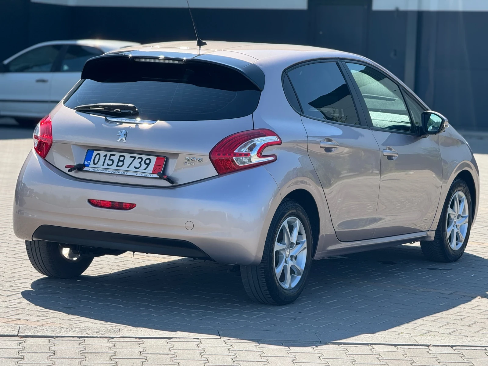 Peugeot 208 1.4HDI Automatic Навигация - изображение 6