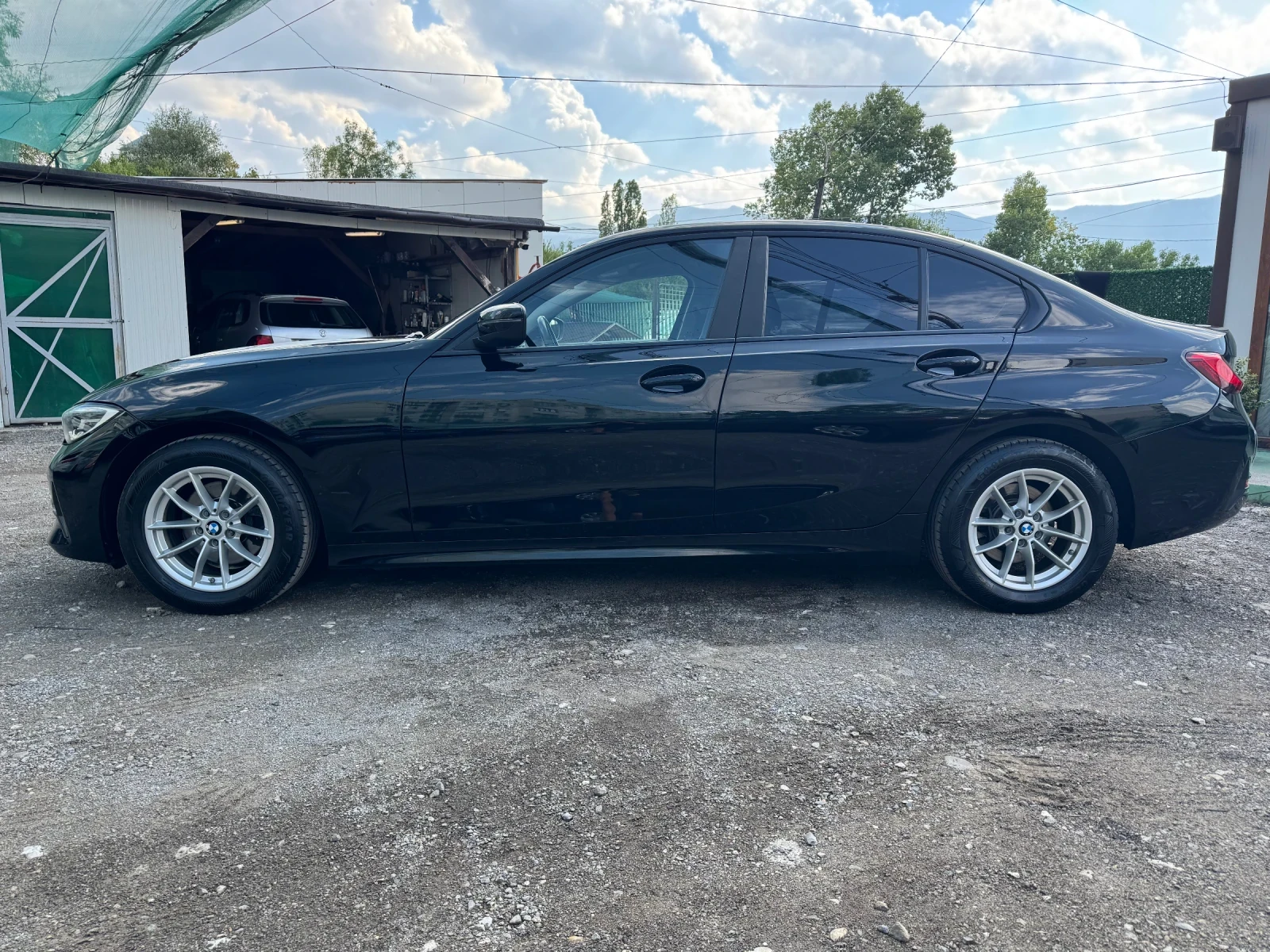 BMW 320 190= NAVI= TOP - изображение 3