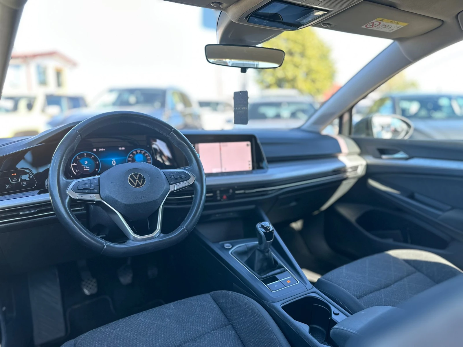 VW Golf / VARIANT LIFE / 2.0 TDI / FACE / TOP / - изображение 9