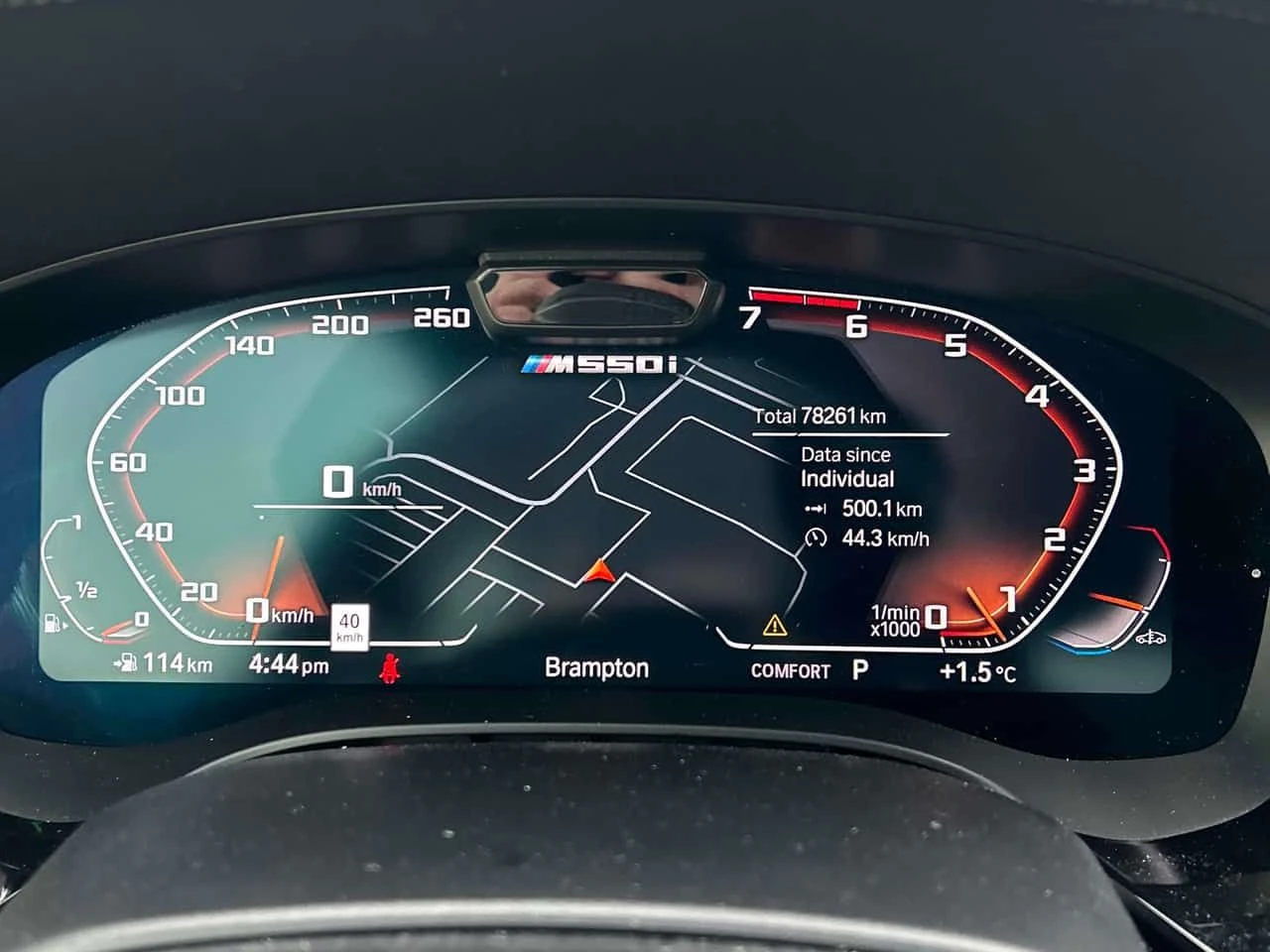 BMW 550 M550i xDrive  CARFAX - изображение 8