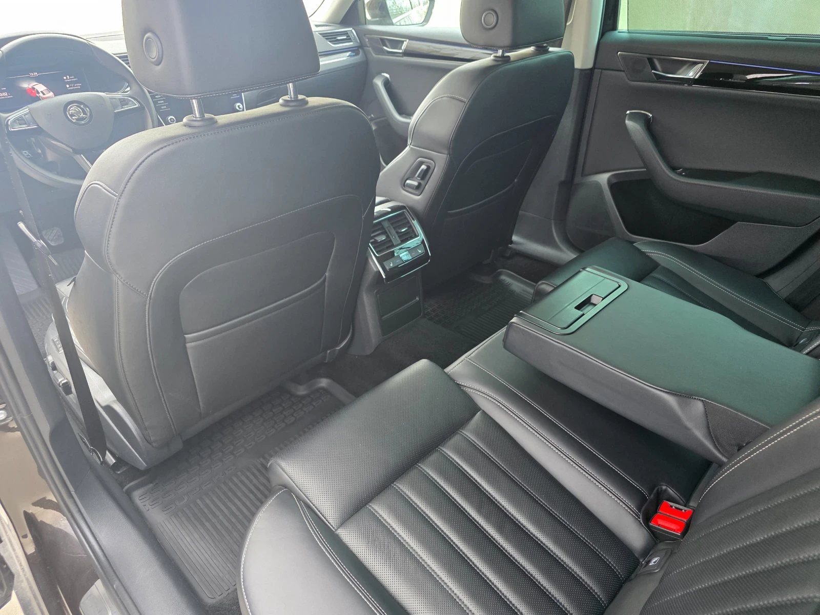 Skoda Superb Lauren&Klement | Mobile.bg � ����������� 7