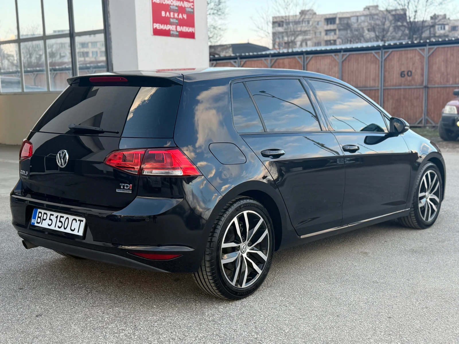 VW Golf 1.6~TDI~ - изображение 9