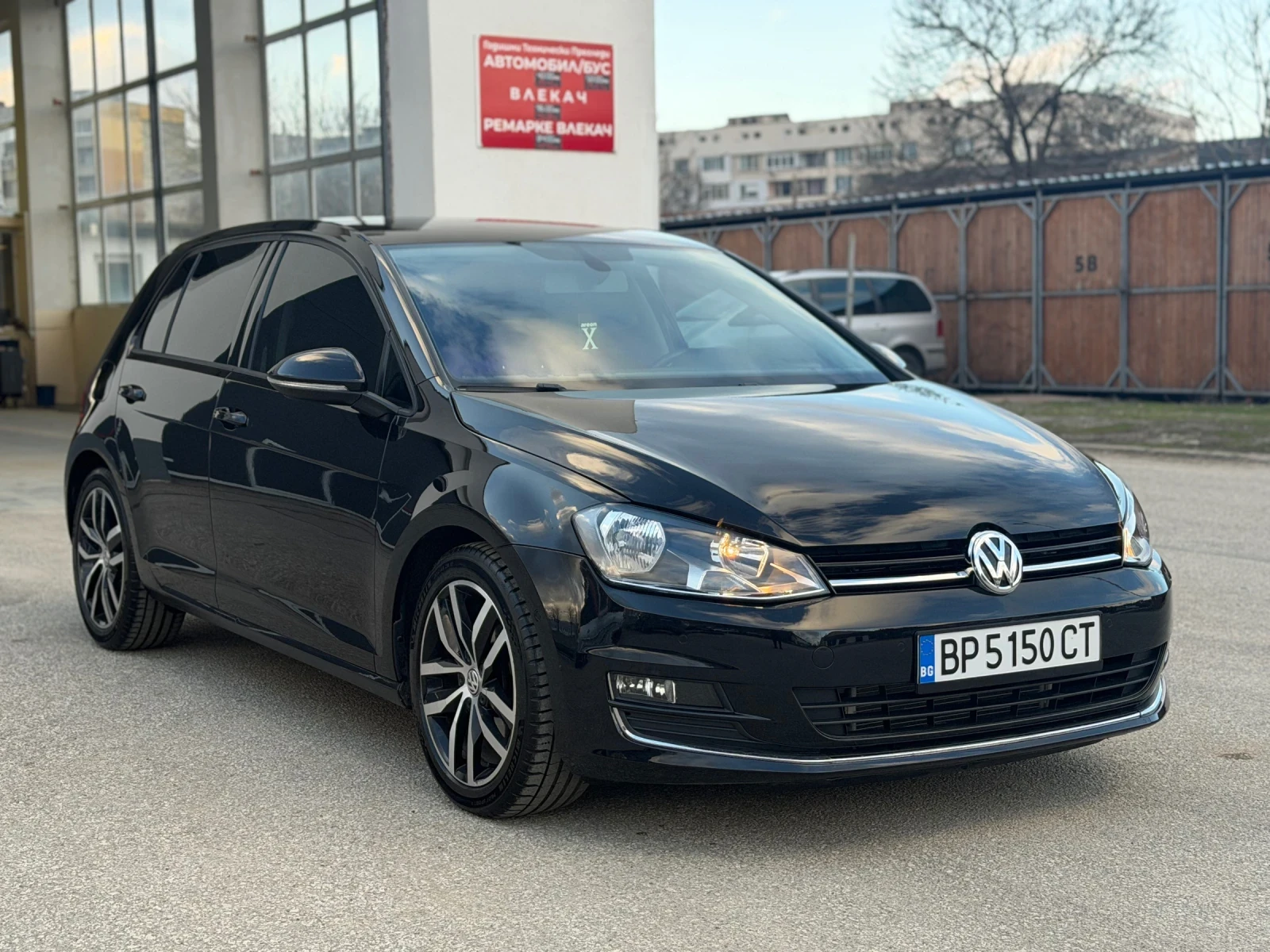 VW Golf 1.6~TDI~ - изображение 2