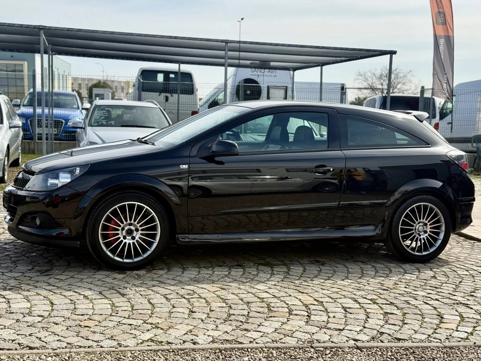 Opel Astra 1.8 GTC, снимка 2 - Автомобили и джипове - 53709634