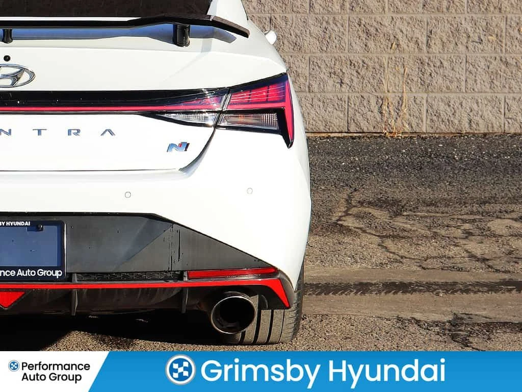 Hyundai Elantra * Manual | 2L Turbo | BOSE | Sunroof | Bluelink *  - изображение 10