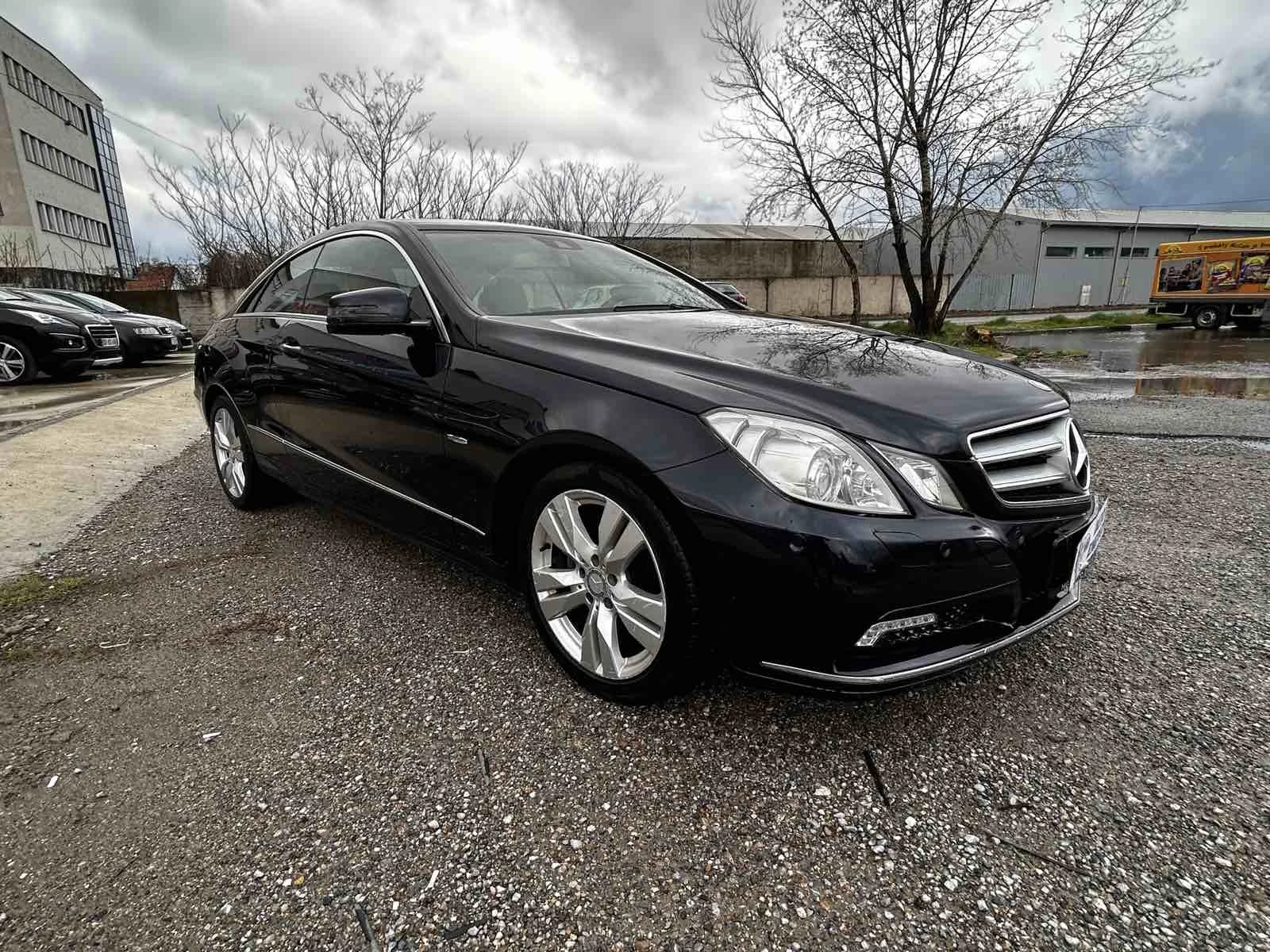 Mercedes-Benz E 250 CDI designo, снимка 7 - Автомобили и джипове - 54069612