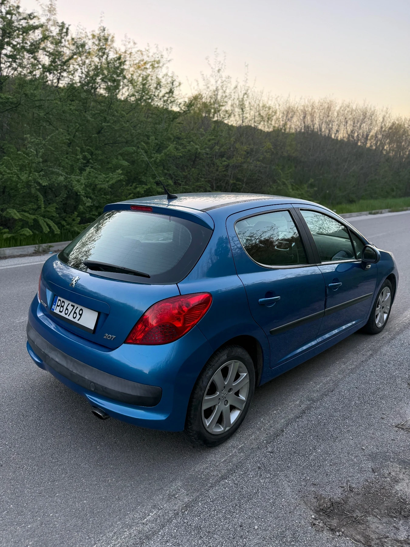Peugeot 207, снимка 5 - Автомобили и джипове - 54335165