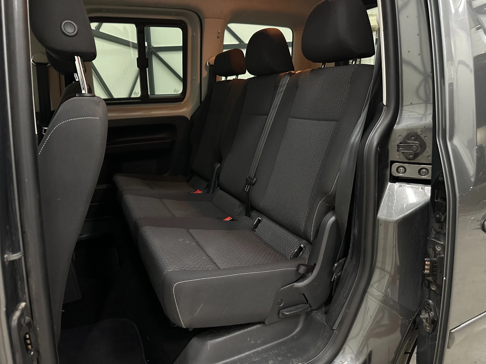 VW Caddy ТЕМПОМАТ * ПАРКТРОНИК, снимка 15 - Автомобили и джипове - 54370440