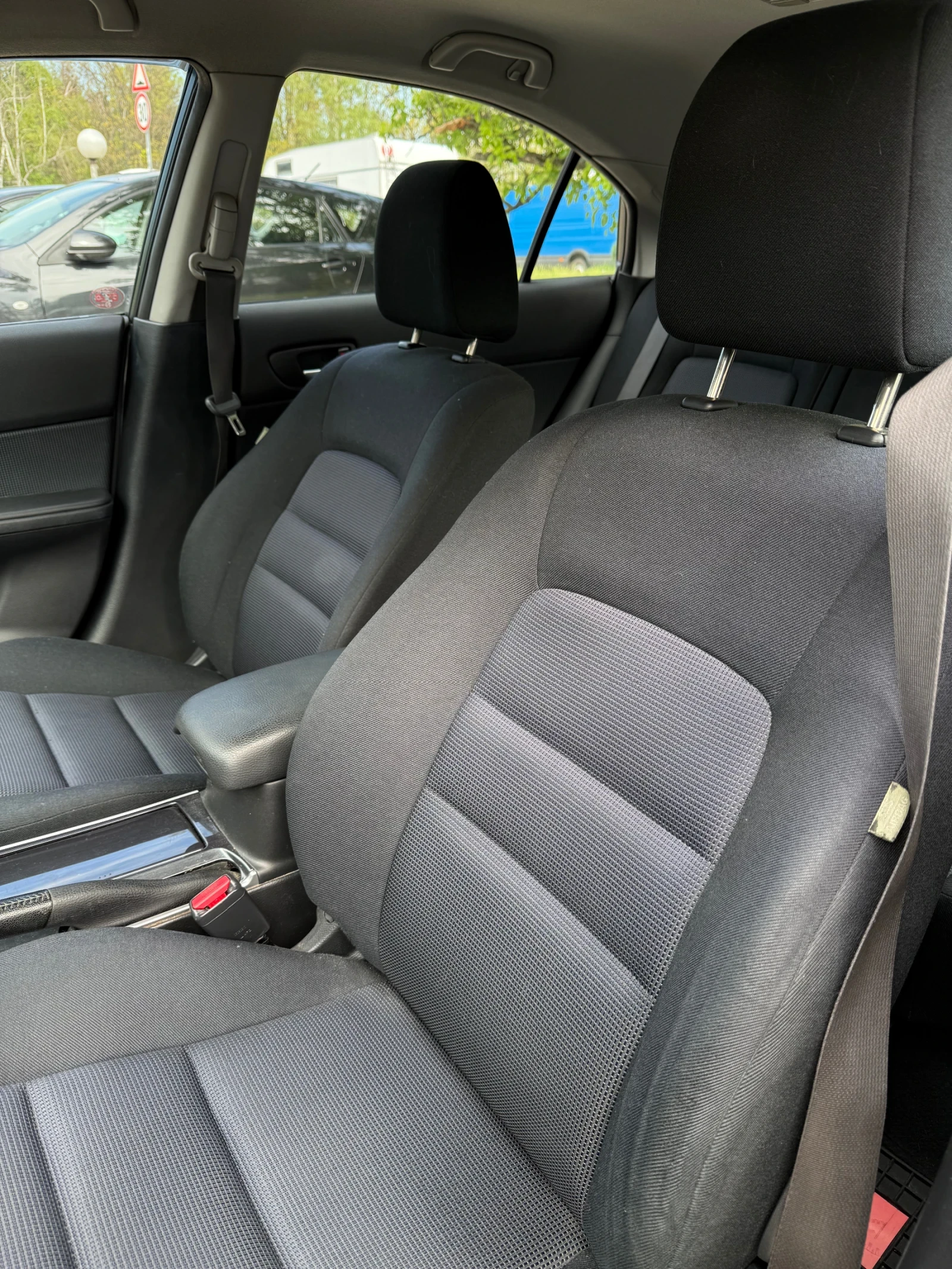 Mazda 6 2.0 бензин АВТОМАТИК, снимка 7 - Автомобили и джипове - 54424858