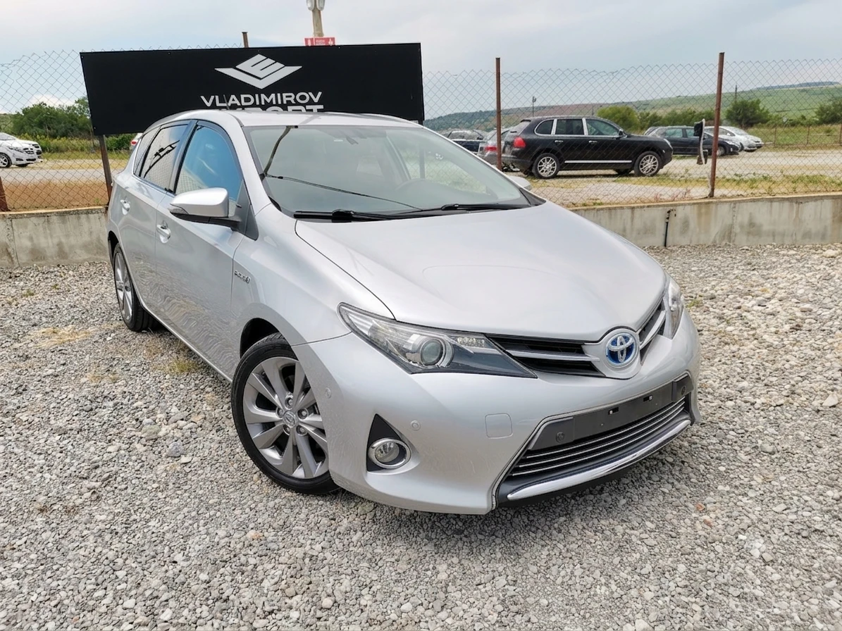 Toyota Auris 1.8 Hybrid Реални КМ / 1 СОБСТВЕНИК / БЕЗ РЪЖДА, снимка 5 - Автомобили и джипове - 54884573