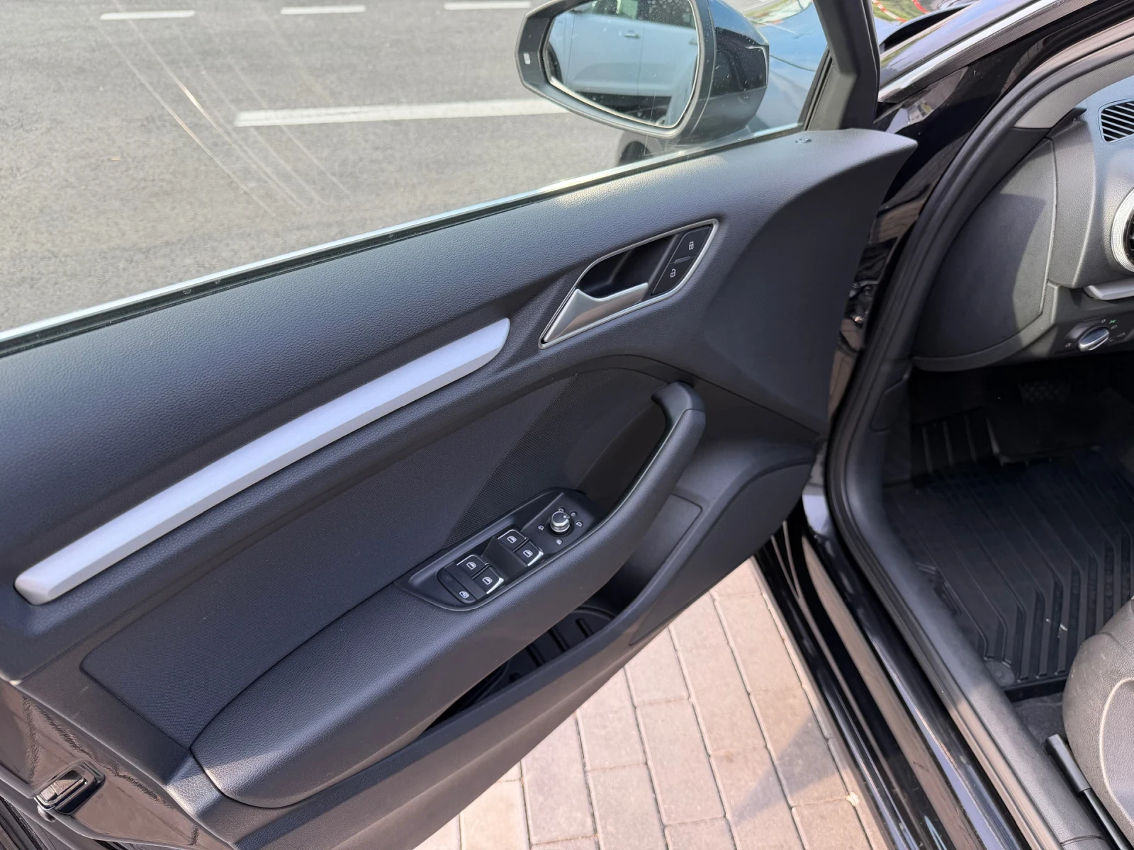 Audi A3 1.6 TDI 105 к.с. 132 000 км РЕАЛНИ, снимка 11 - Автомобили и джипове - 55136770