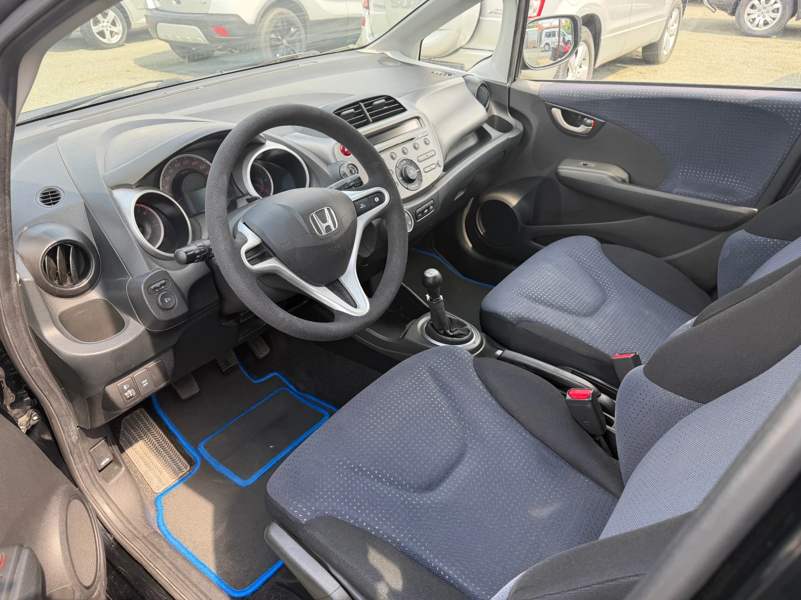 Honda Jazz, снимка 9 - Автомобили и джипове - 55170351