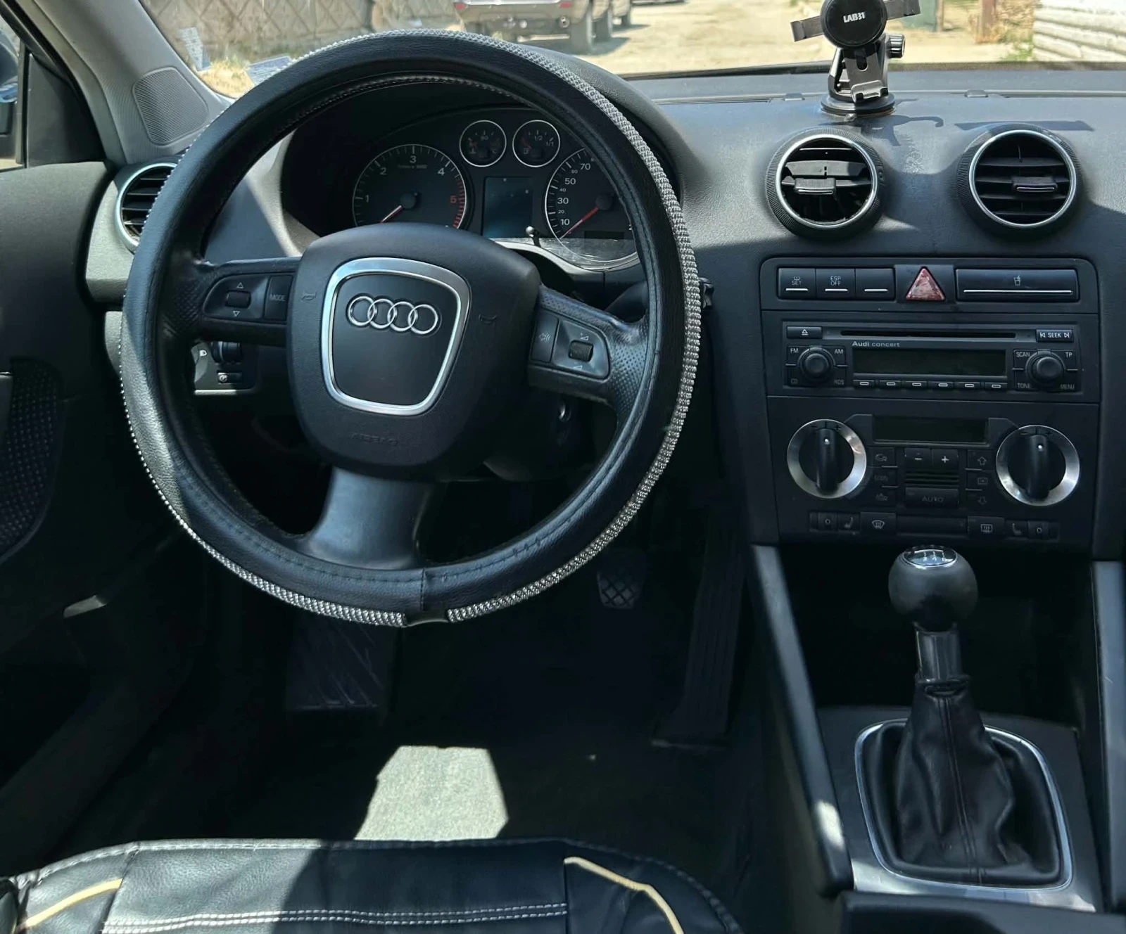 Audi A3 Sportback, 2005 г., 2.0 TDI, 140 к.с. , снимка 8 - Автомобили и джипове - 55555161