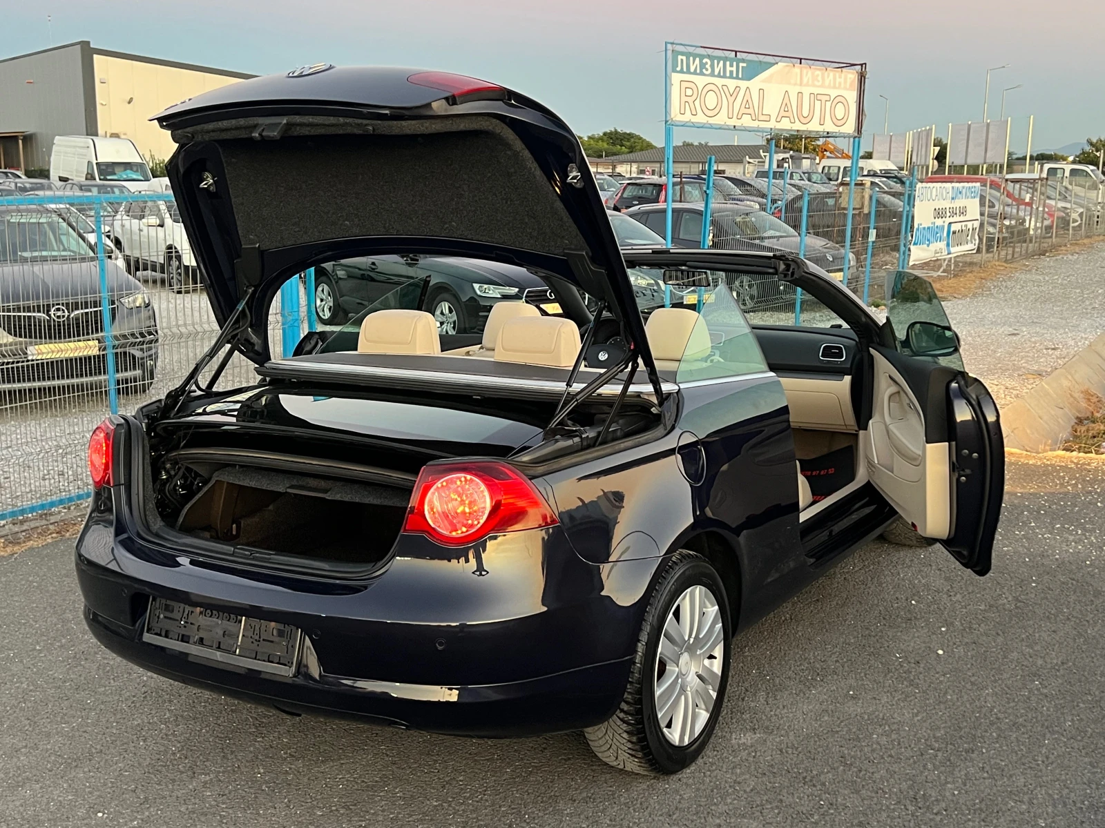 VW Eos ЛИЗИНГ-КОЖА-НАВИ-ДИЗЕЛ-ТОП, снимка 11 - Автомобили и джипове - 55963587