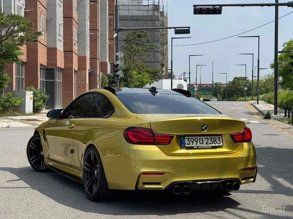 BMW M4 Coupe * STAGE 2 * ФИКСИРАНА ЦЕНА ДО БЪЛГАРИЯ * , снимка 2 - Автомобили и джипове - 56297553