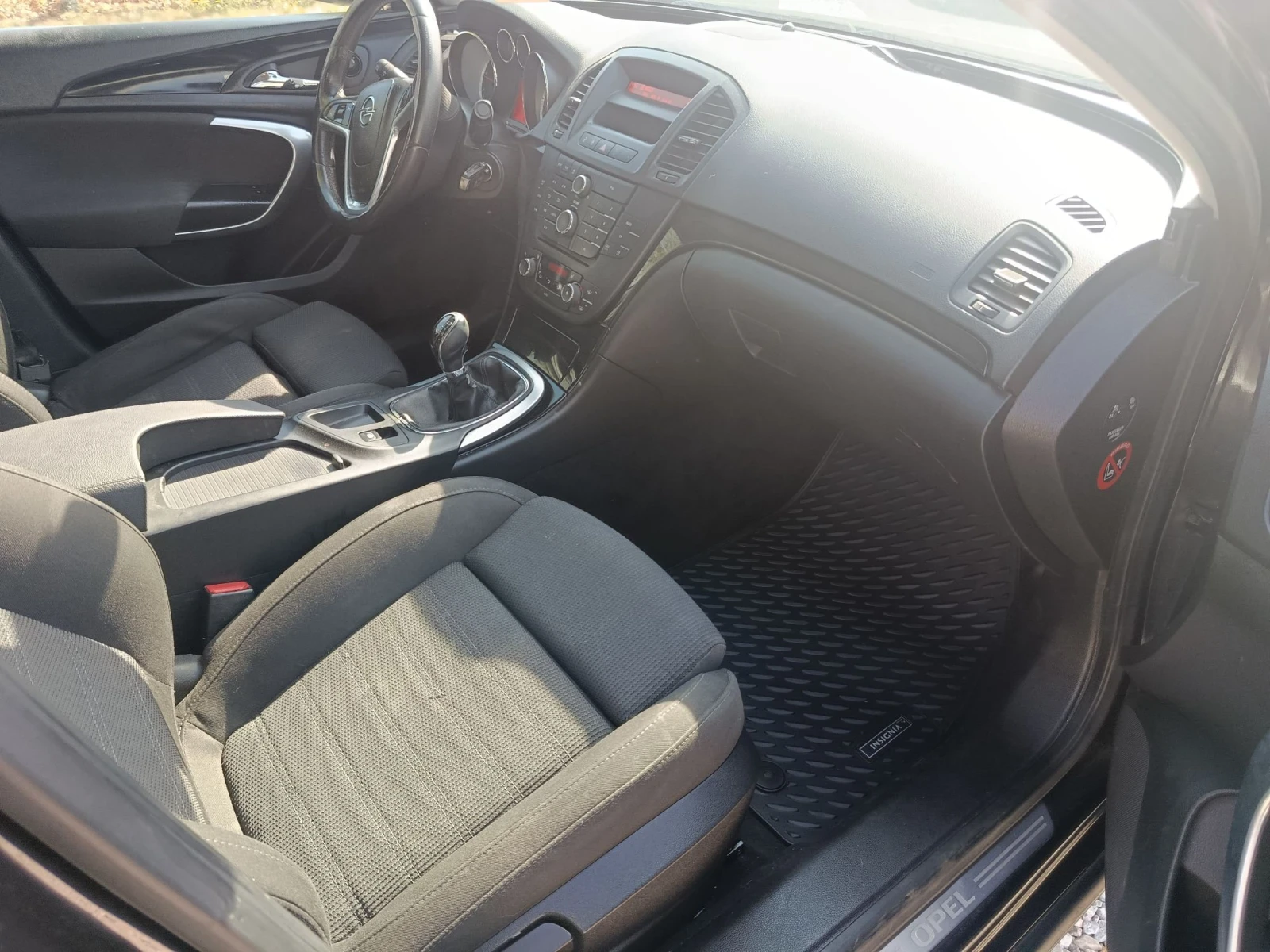 Opel Insignia 2.0 ����� 131 �. | Mobile.bg � ����������� 11