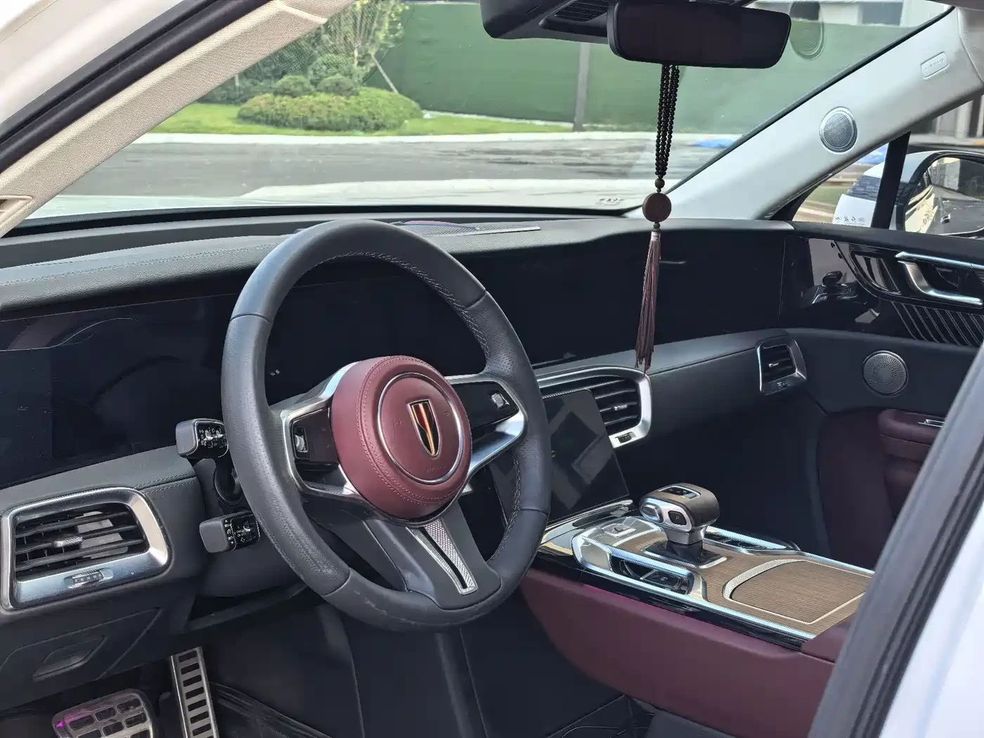 HongQi E-HS9 Flagship Comfort* �����* 360* ��������* ��. ����*  | Mobile.bg � ����������� 9