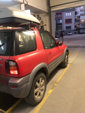 Toyota Rav4 2.0i Бензин\ГАЗ, снимка 3