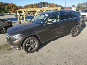  Mercedes-Benz GLC 30...