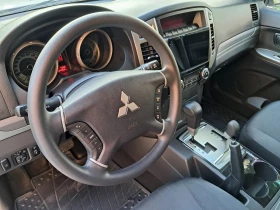 Обява за продажба на Mitsubishi Pajero -102000 км.ПЪЛНА СЕРВИЗНА ИСТОРИЯ В СИЛВЪР СТАР ~46 990 лв. - изображение 8
