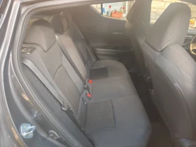 Toyota C-HR 04.2022 44000    | Mobile.bg    9