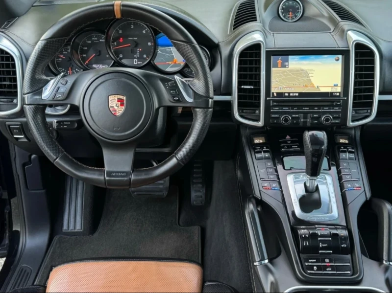 Porsche Cayenne 3.0D* GTS* FULL* , снимка 11 - Автомобили и джипове - 48205972