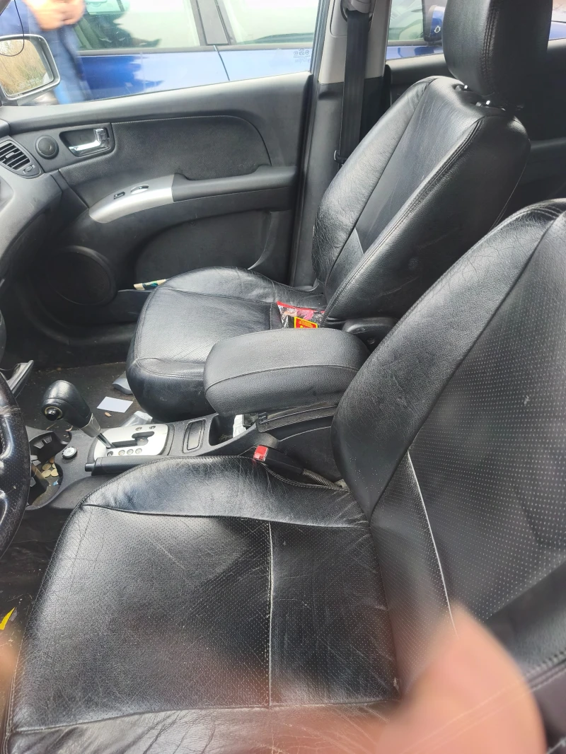 Kia Sportage 2.7 v6 автоматик кожа, снимка 5 - Автомобили и джипове - 52717026
