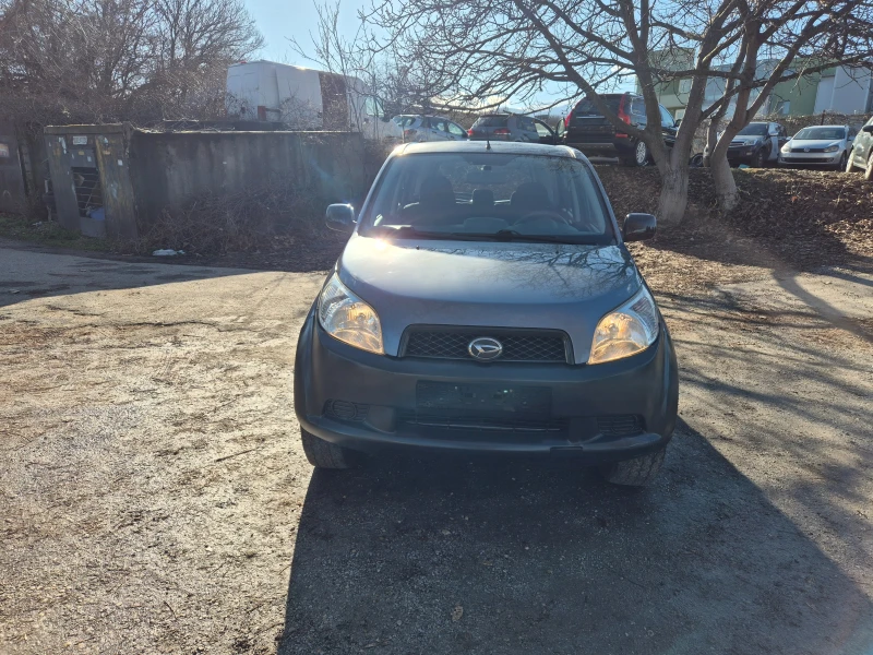 Daihatsu Terios 1.3i 4X4 НОВ ВНОС ИТАЛИЯ БЕЗ РЪЖДИ , снимка 2 - Автомобили и джипове - 53106910
