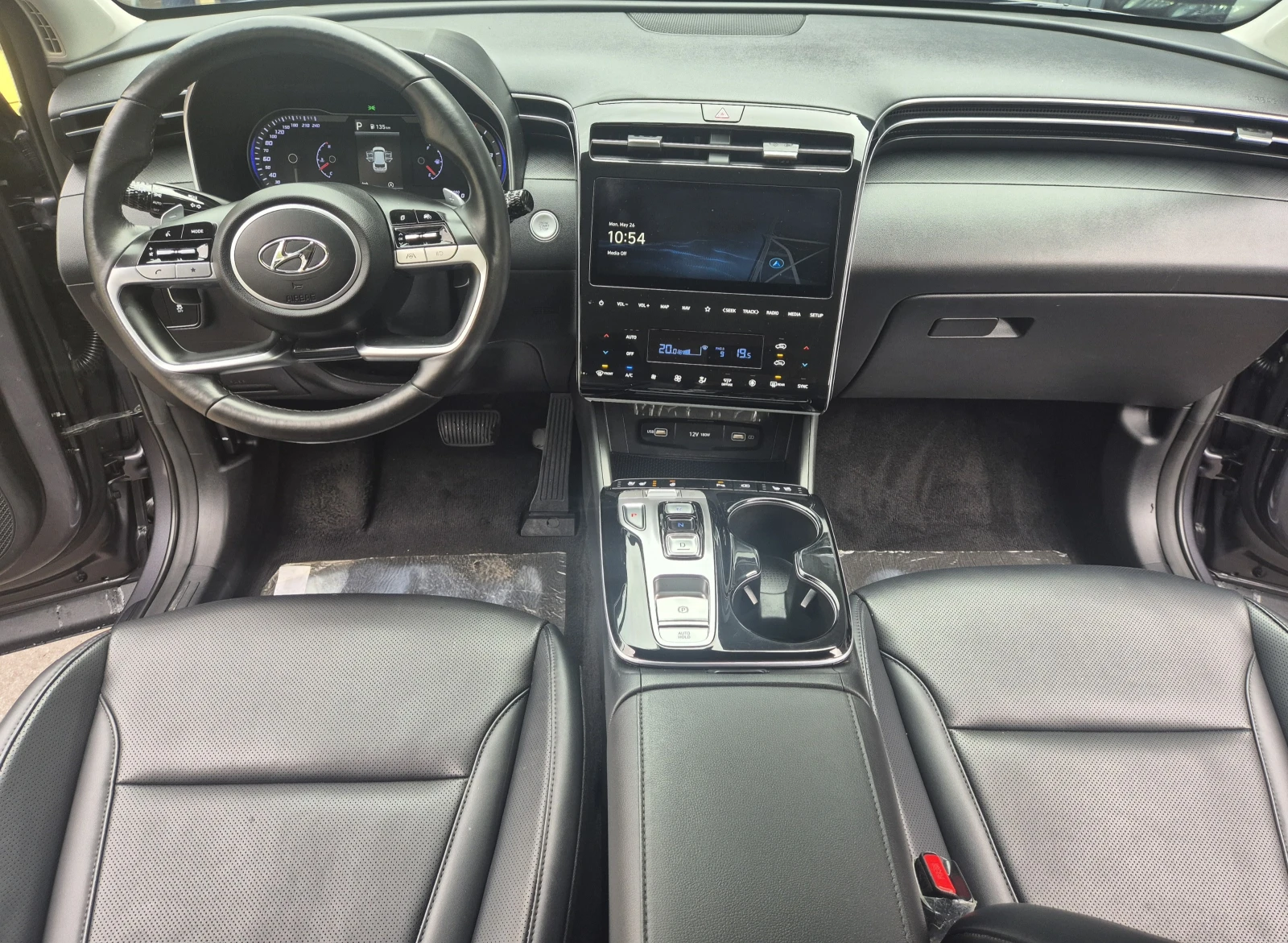 Hyundai Tucson 2.0 cm3 Premium - изображение 9