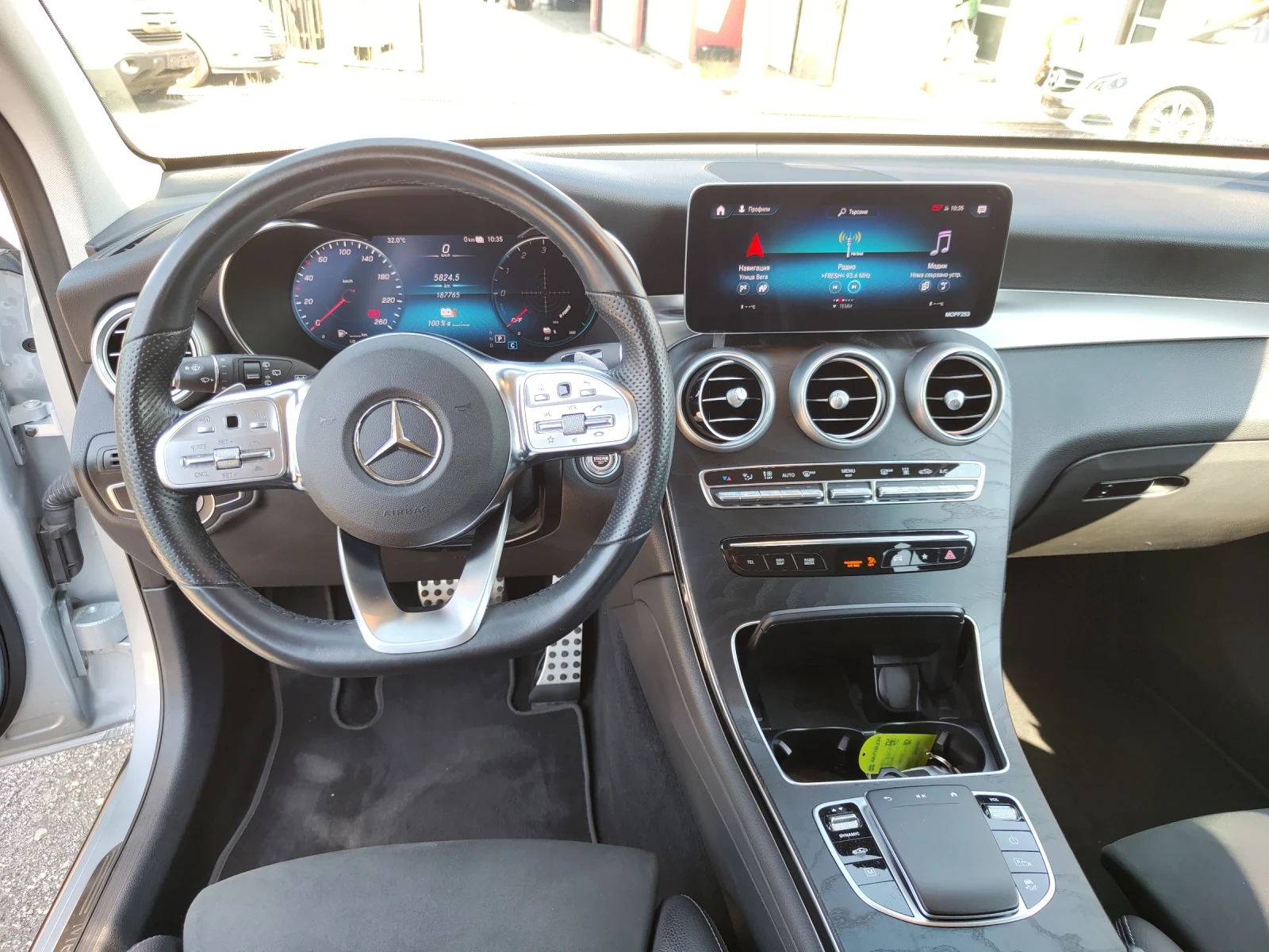 Mercedes-Benz GLC 300 DE AMG Line 4Matic EQ-Power  Plug-in hybrid  | Mobile.bg   12