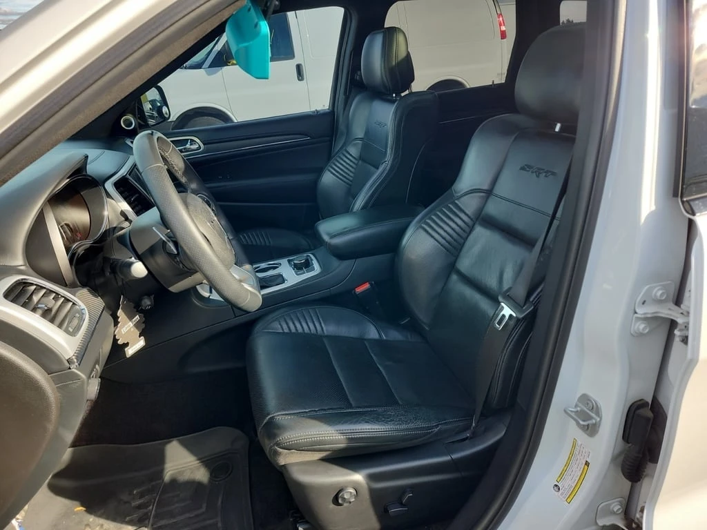 Jeep Grand cherokee * SRT * CARFAX * БЕЗ ПЪРВОНАЧАЛНА ВНОСКА - изображение 5