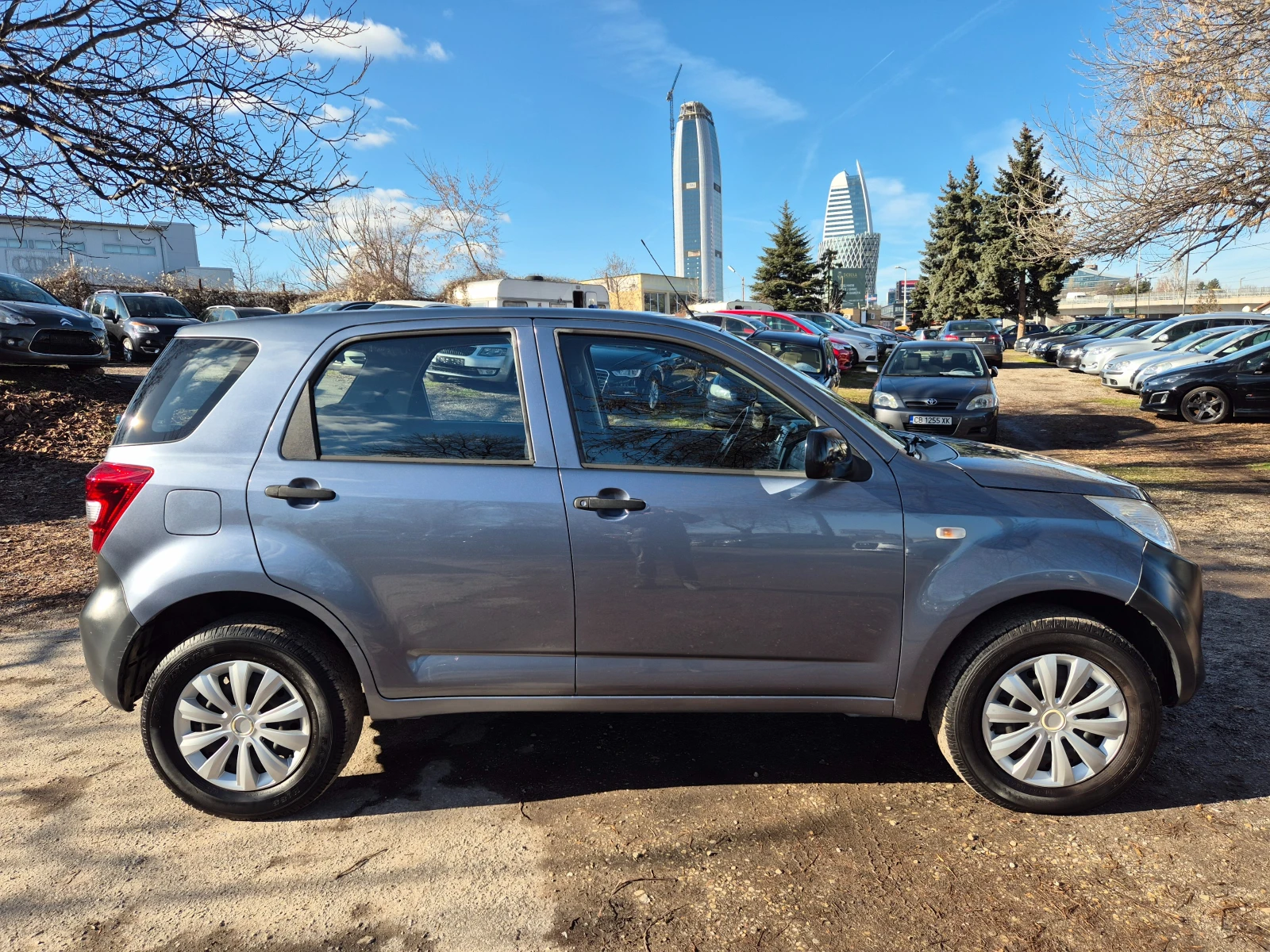 Daihatsu Terios 1.3i 4X4 НОВ ВНОС ИТАЛИЯ БЕЗ РЪЖДИ  - изображение 4