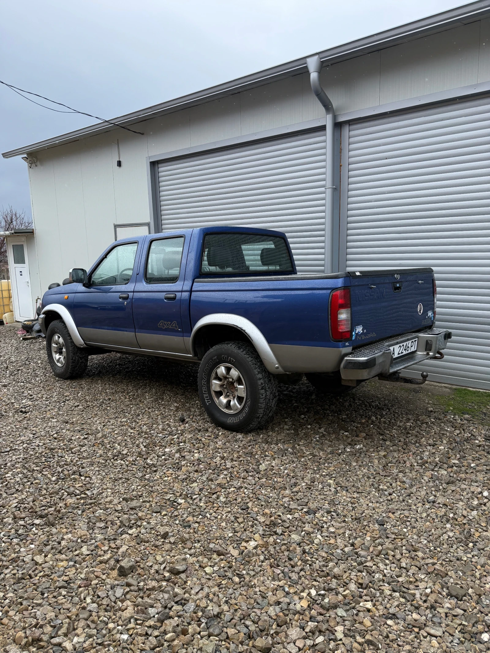 Nissan Navara, снимка 3 - Автомобили и джипове - 53924218