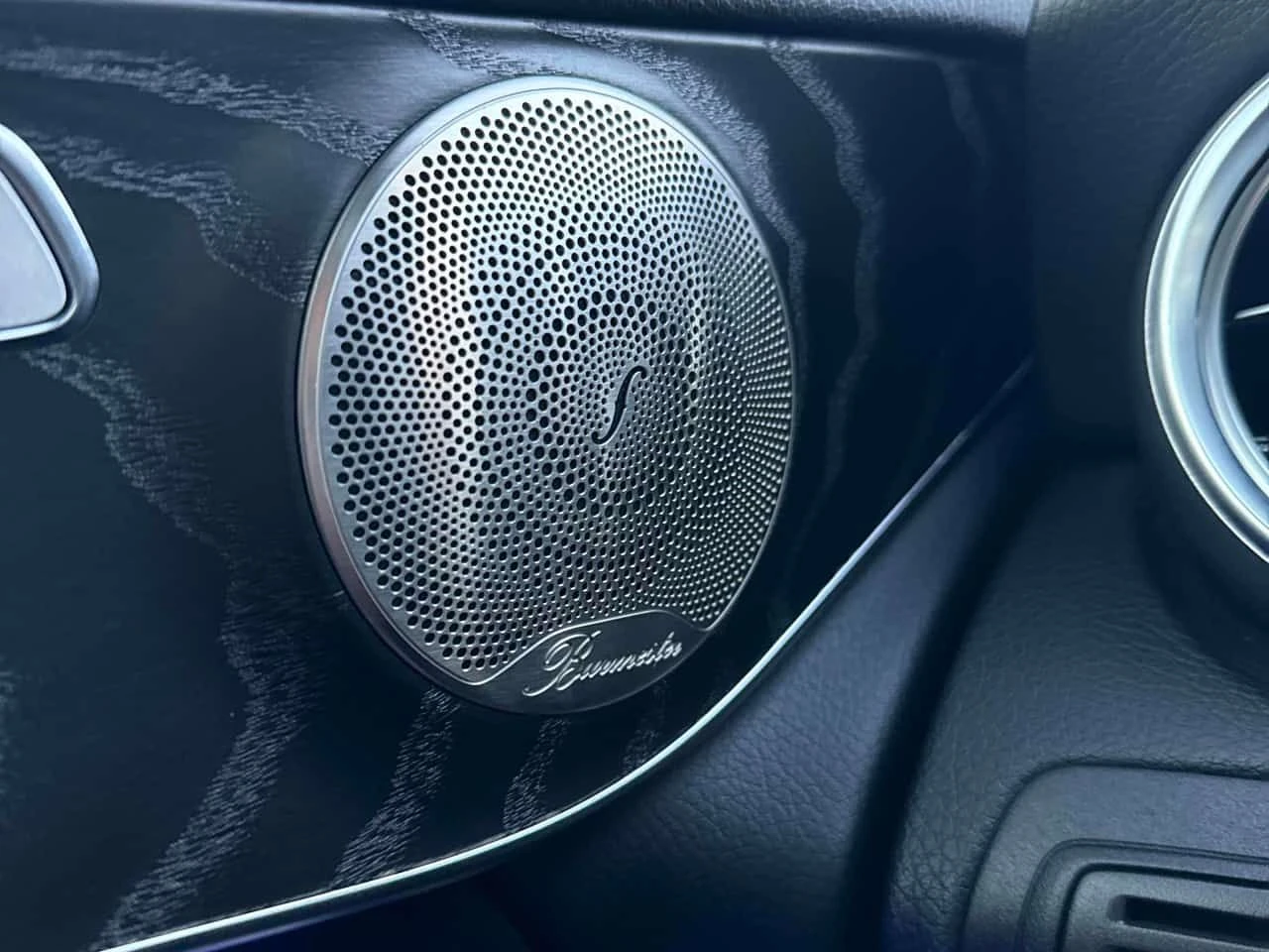 Mercedes-Benz GLE 43 AMG * CARFAX * 360 * BURMESTER * PANO * ПАМЕТ, снимка 13 - Автомобили и джипове - 53940689