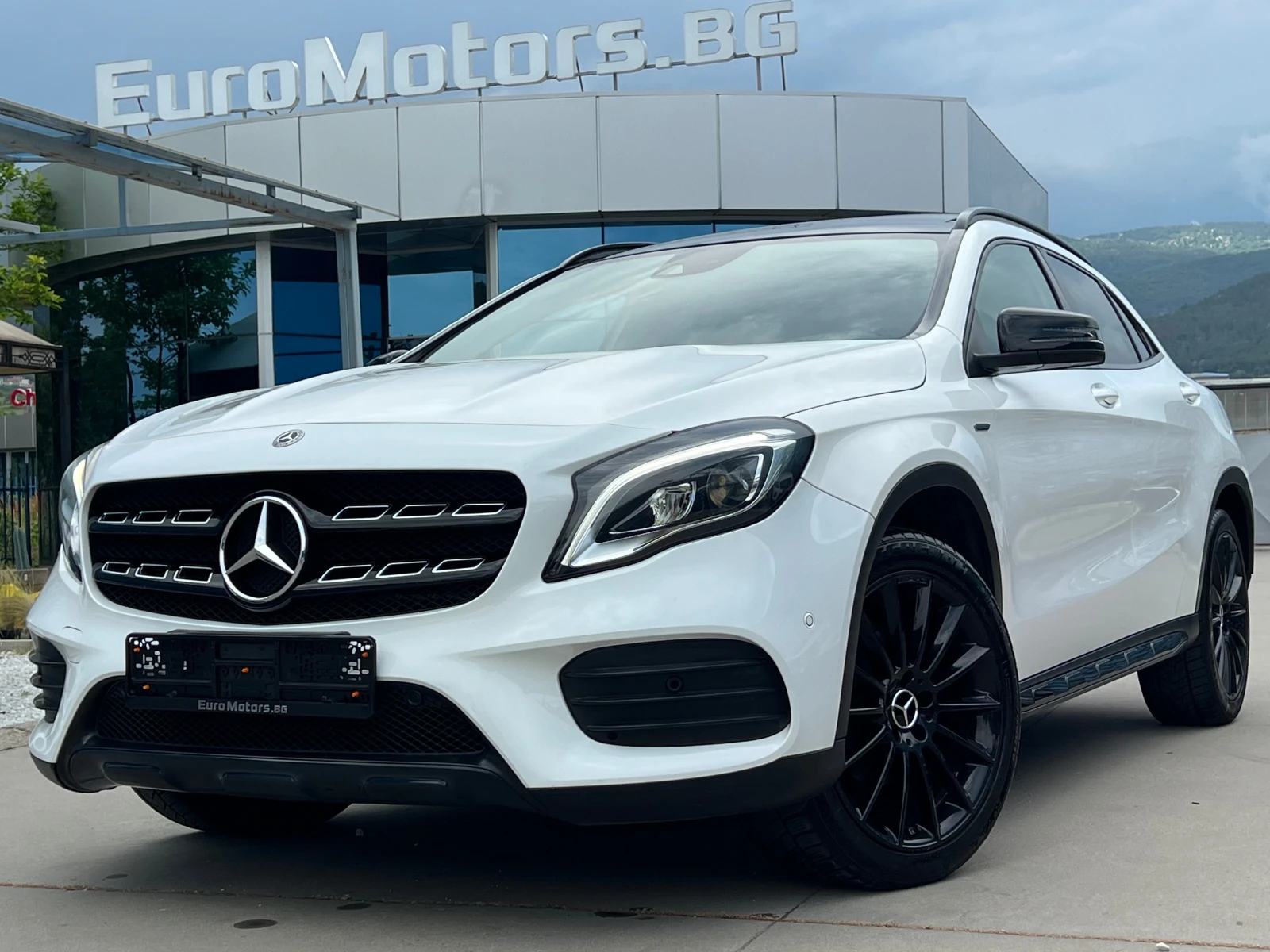 Mercedes-Benz GLA 200d, 4-MATIC, AMG LINE NIGHT EDITION, PANORAMA, C