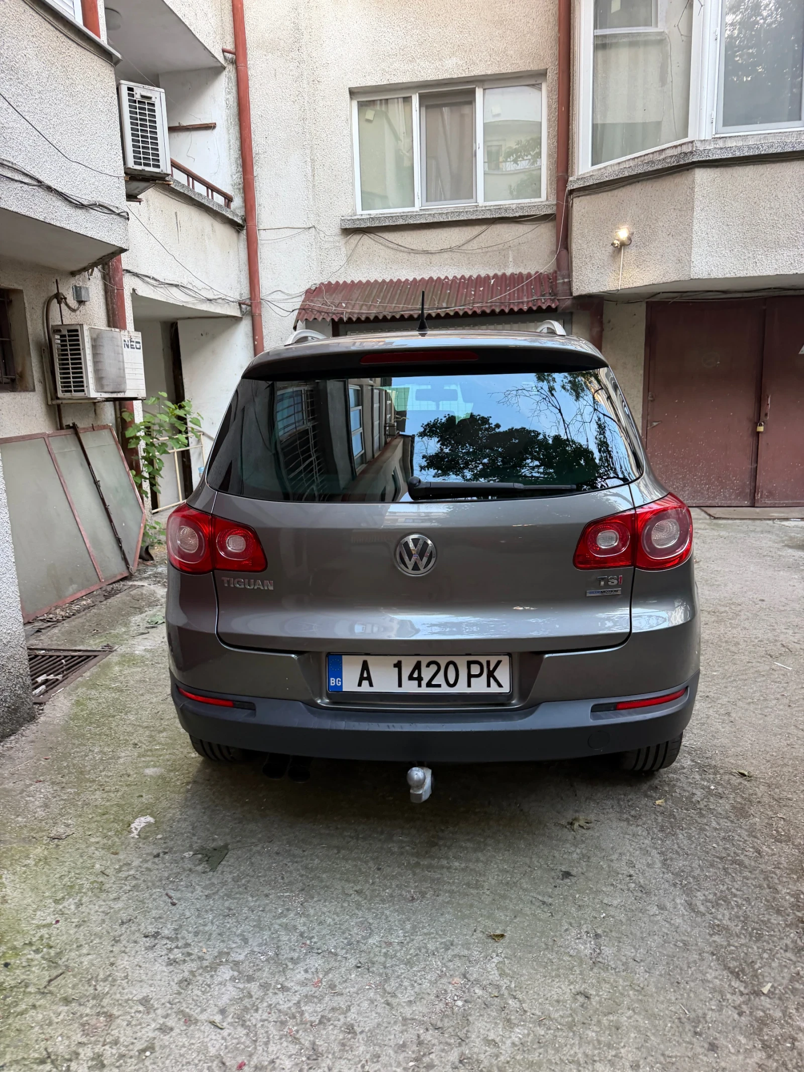 VW Tiguan, снимка 5 - Автомобили и джипове - 54892409