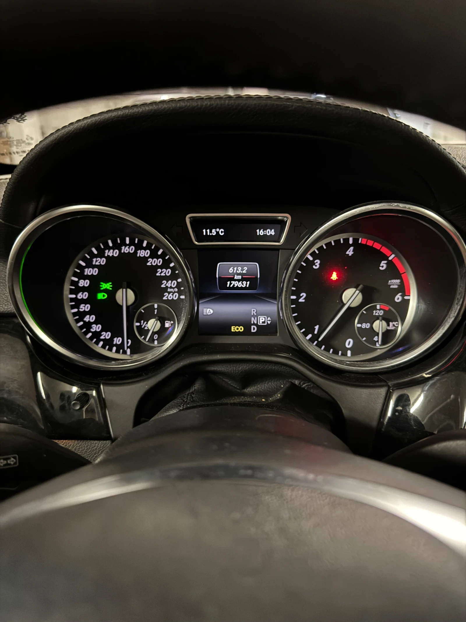 Mercedes-Benz GL 350, снимка 12 - Автомобили и джипове - 55621205
