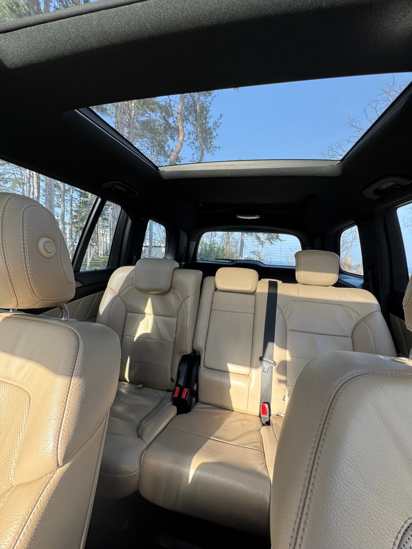 Mercedes-Benz GL 350, снимка 9 - Автомобили и джипове - 55621205